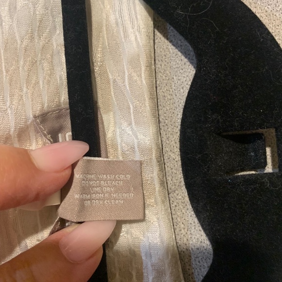 Chico’s Ivory/Tan Open Front Lightweight Jacket sz 1 - Picture 5 of 5